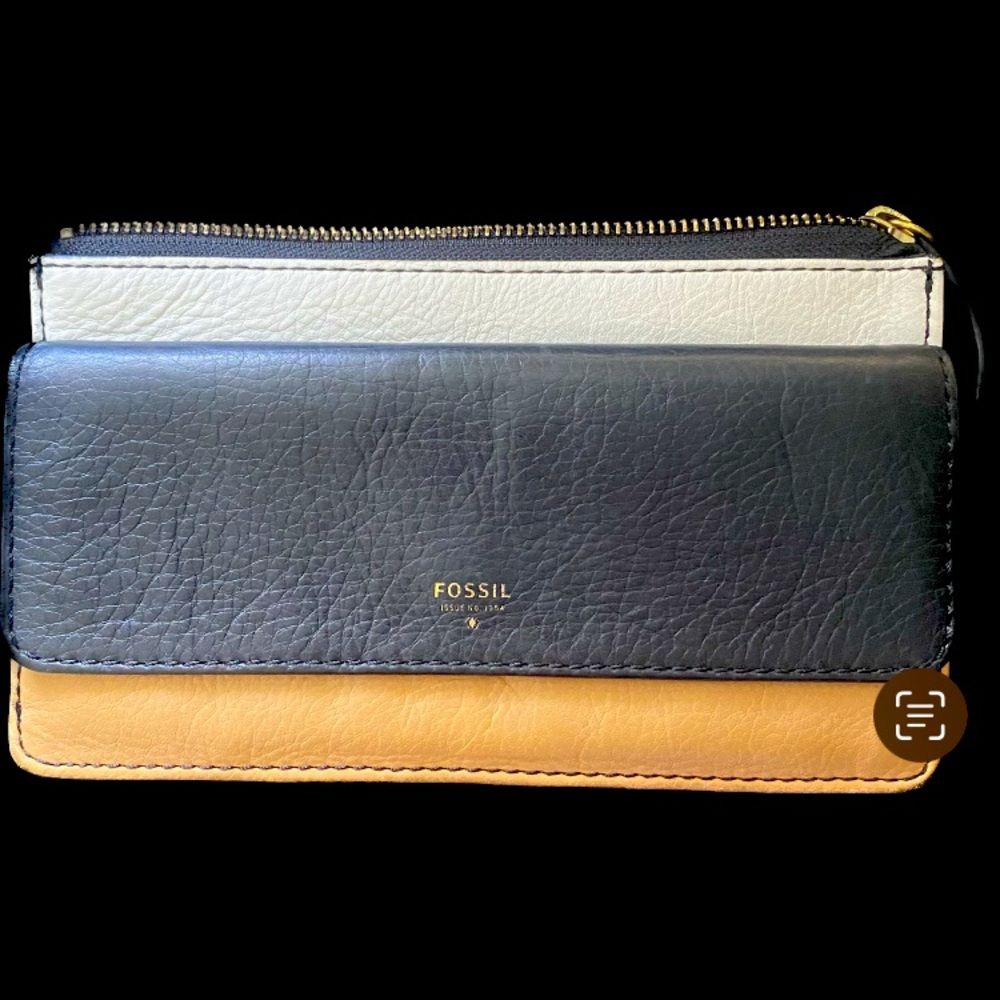 Vintage Fossil Crossbody Wallet